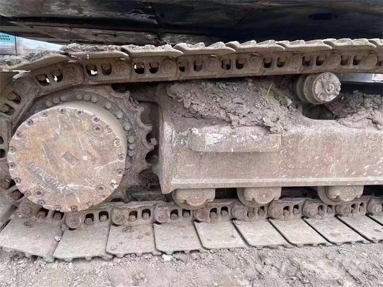 Hyundai R215VS Rupsgraafmachines