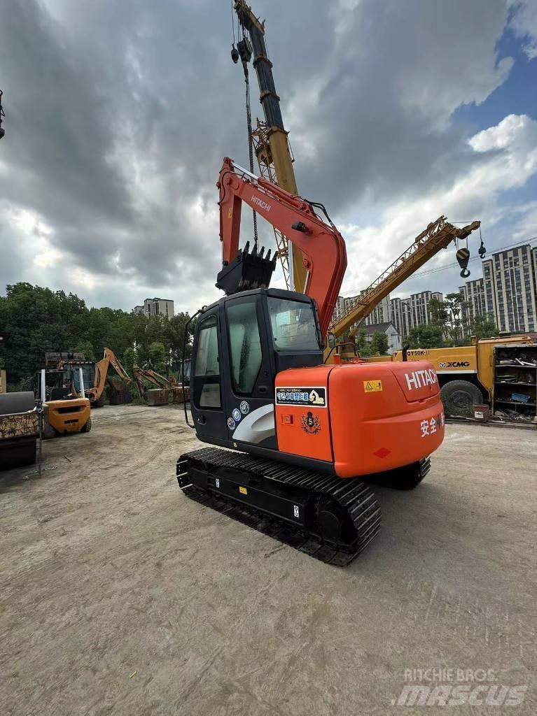Hitachi ZX 70 Rupsgraafmachines