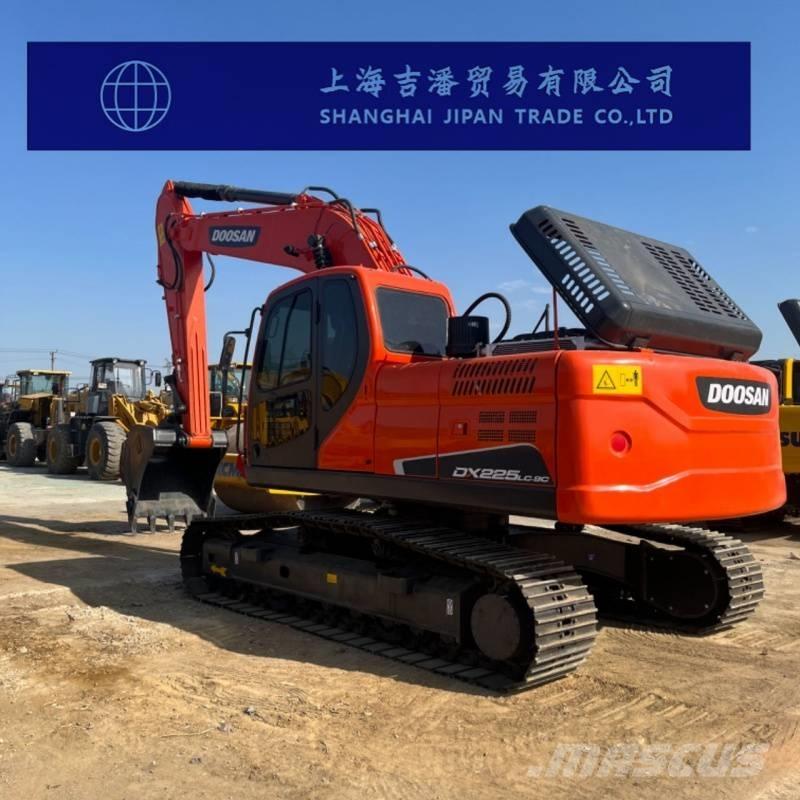 Doosan DX 225 Rupsgraafmachines