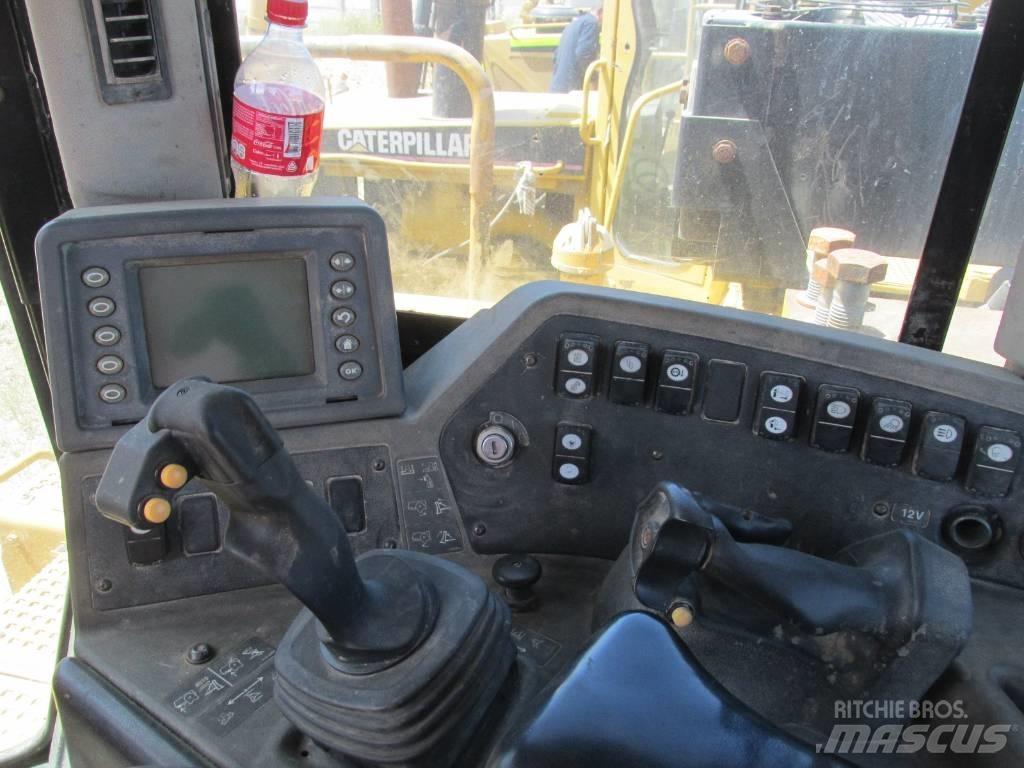 CAT D 9 T Rupsdozers