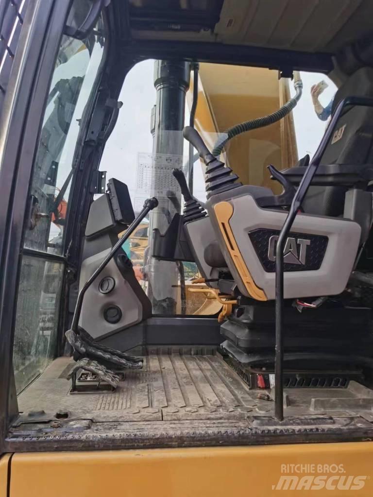 CAT 330 GC Rupsgraafmachines