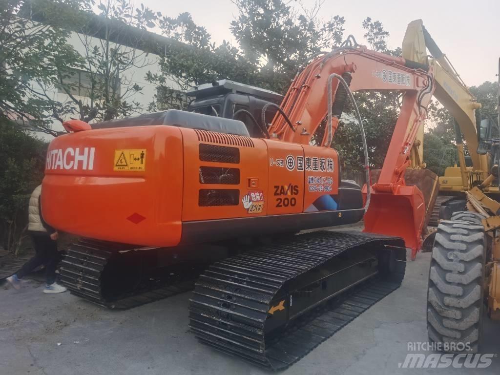 Hitachi ZX 200 Rupsgraafmachines