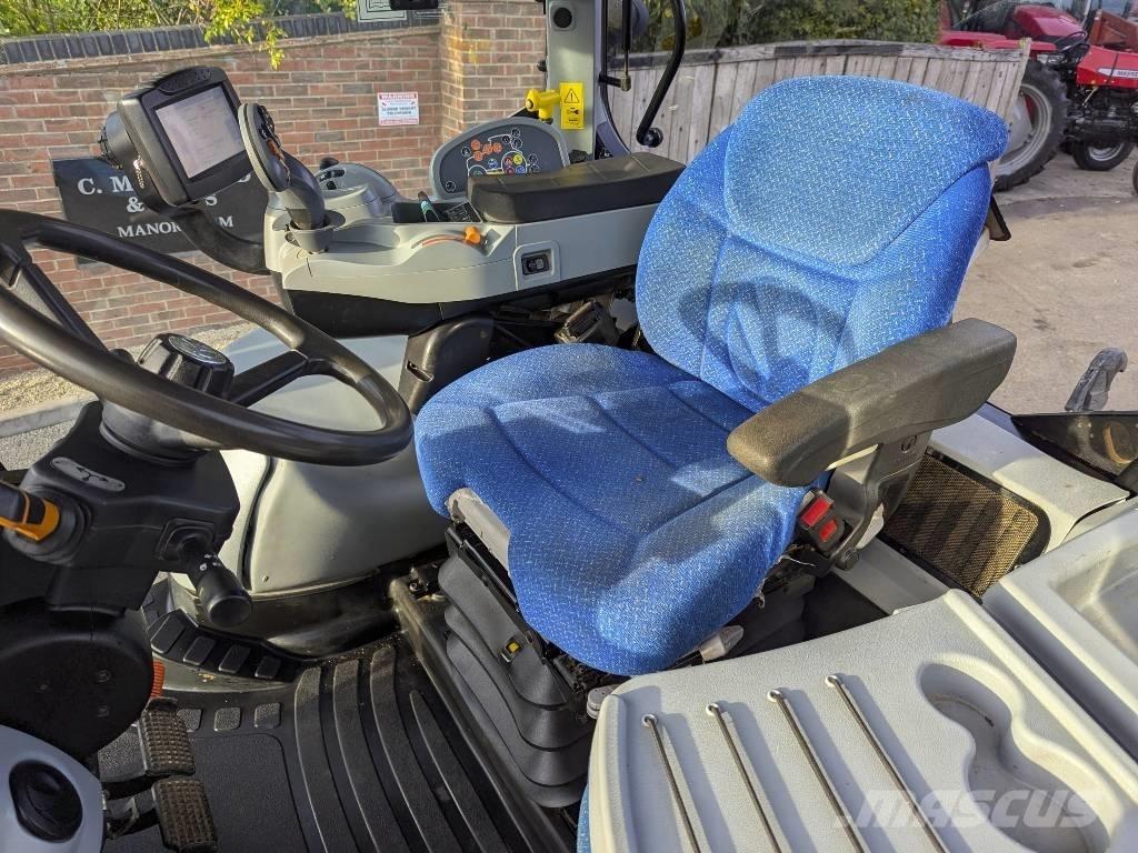 New Holland T 7.210 Tractoren
