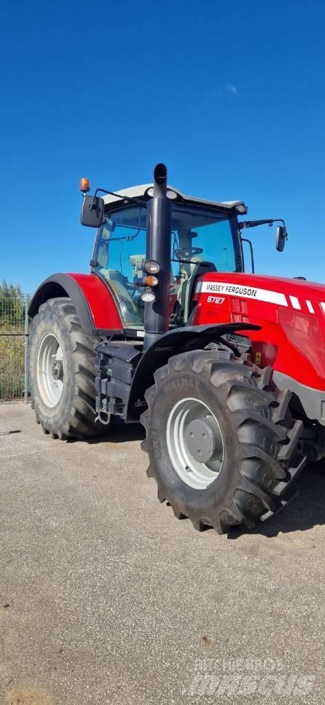 Massey Ferguson 8727 Tractoren