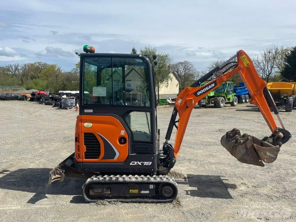 Doosan DX 19 Minigraafmachines < 7t