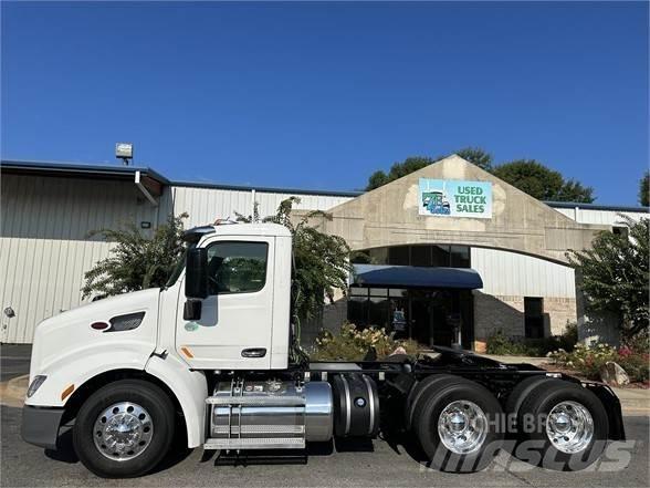 Peterbilt 579 Trekkers