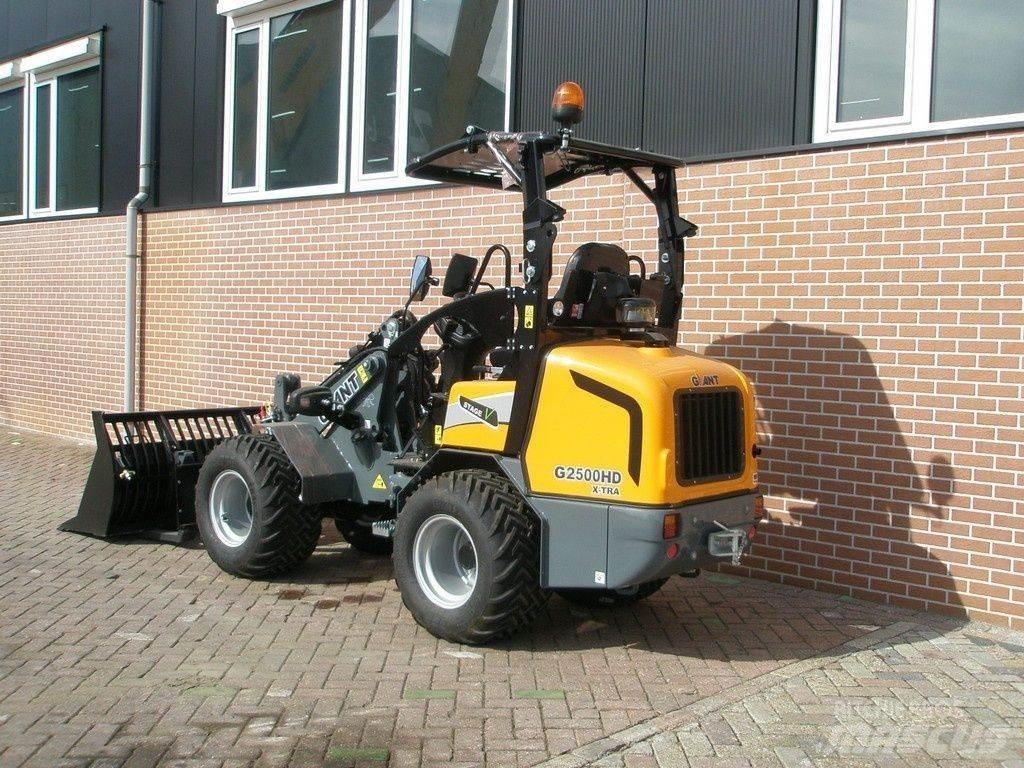 GiANT G2500 Miniladers