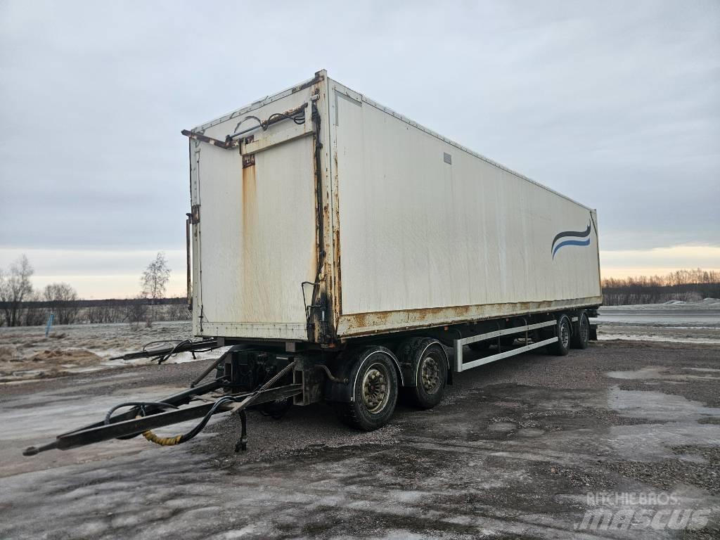 AM 4 aks Sivukippi Hout transporter