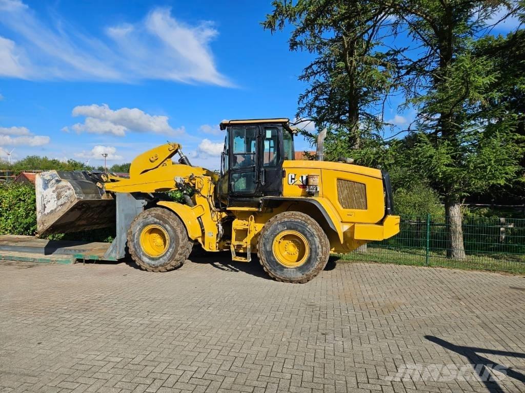 CAT 930 M Wielladers