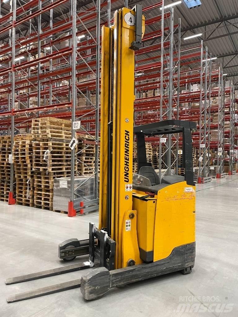 Jungheinrich ETV 216 Reachtruck voor hoog niveau