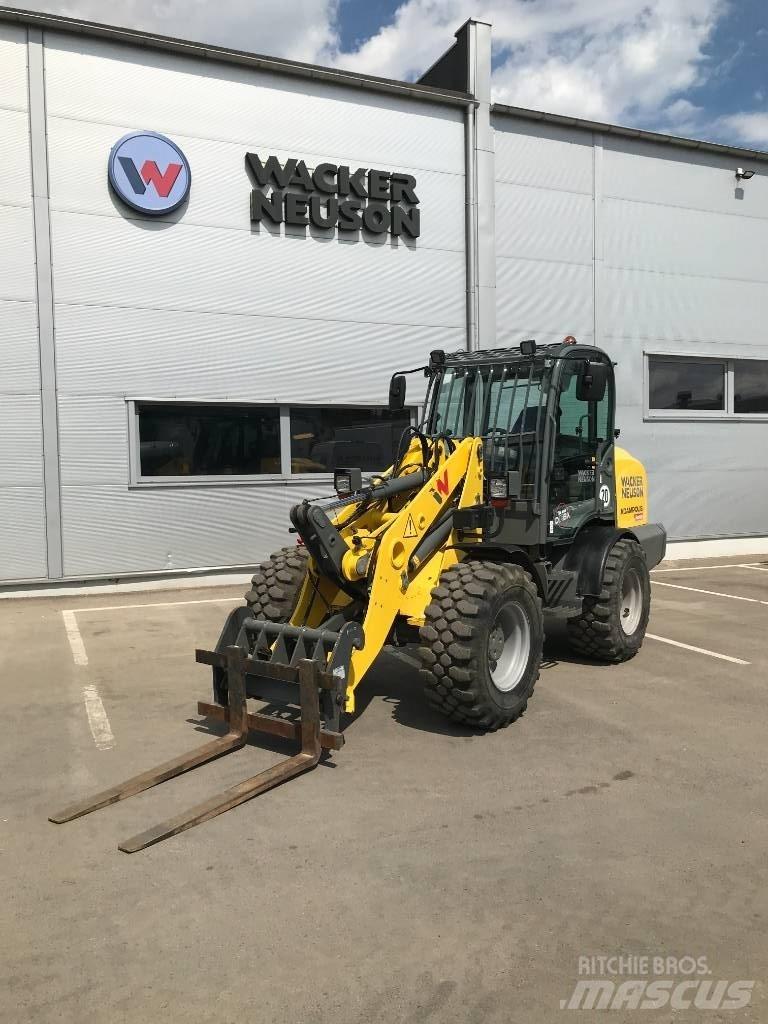 Wacker Neuson WL70 Voorladers en gravers