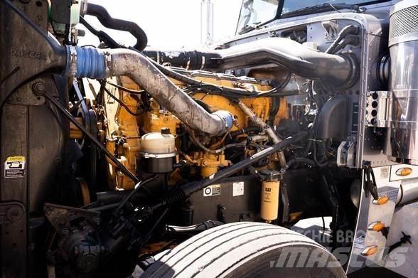 Peterbilt 389 Trekkers
