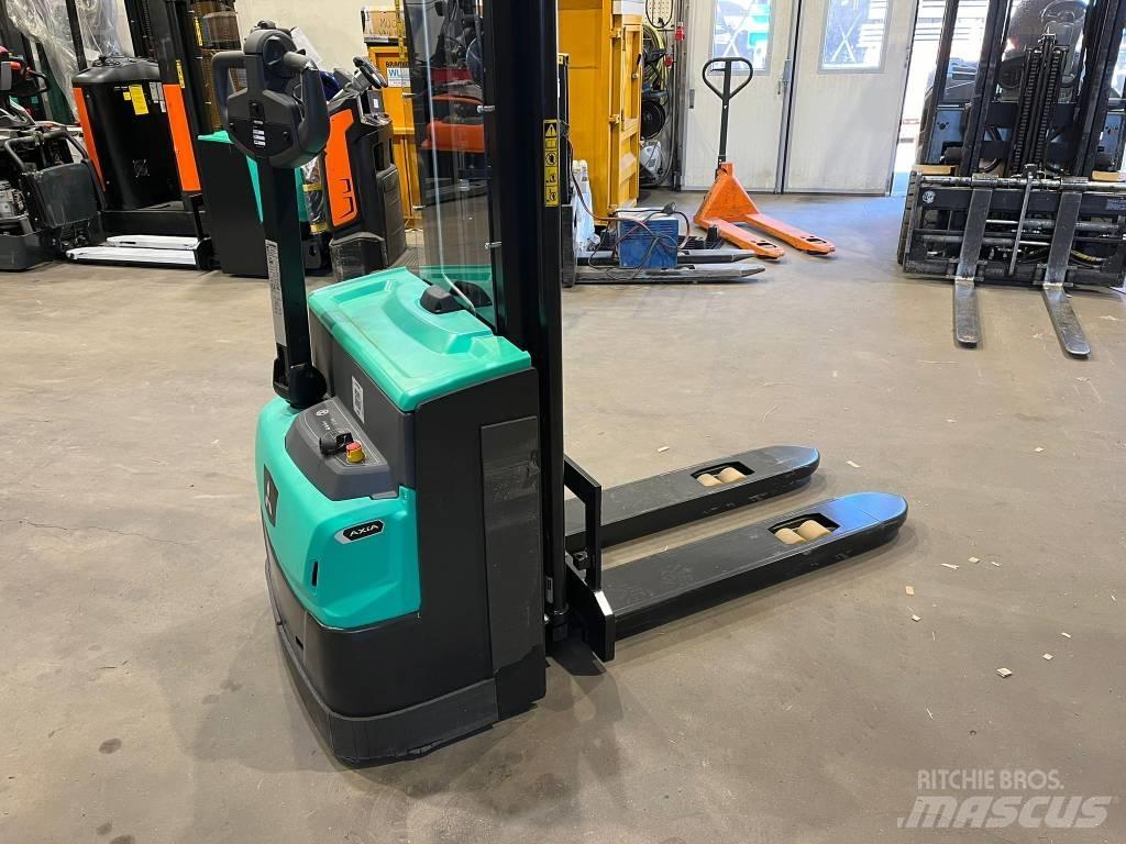Mitsubishi SBP12N3 Stapelaar meeloop