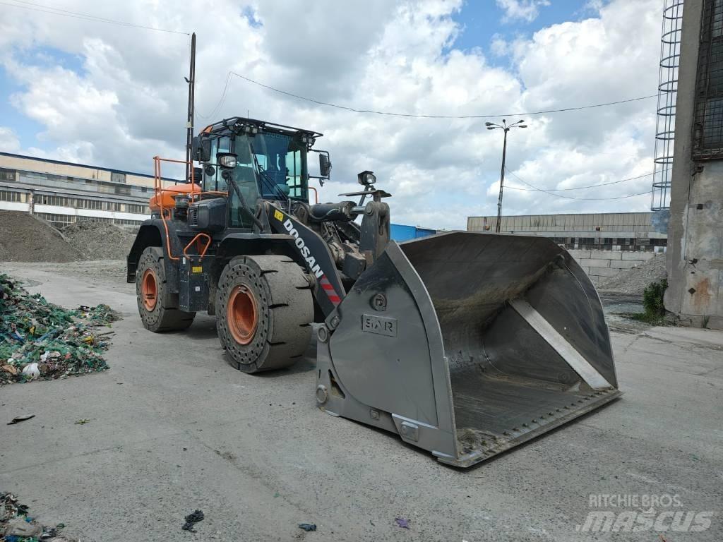 Doosan DL 320-7 Wielladers