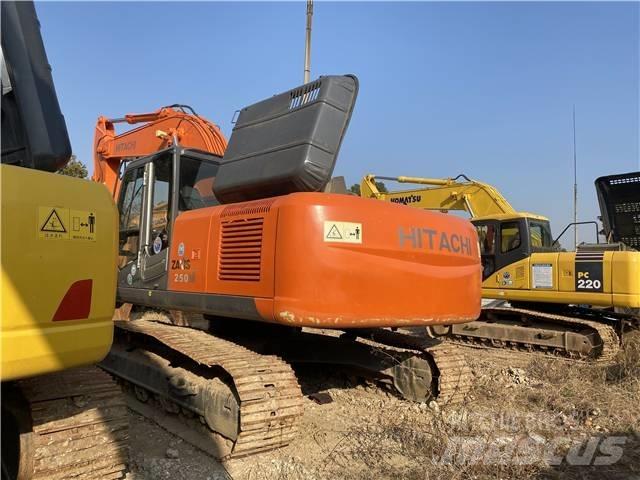 Hitachi ZX250 Rupsgraafmachines