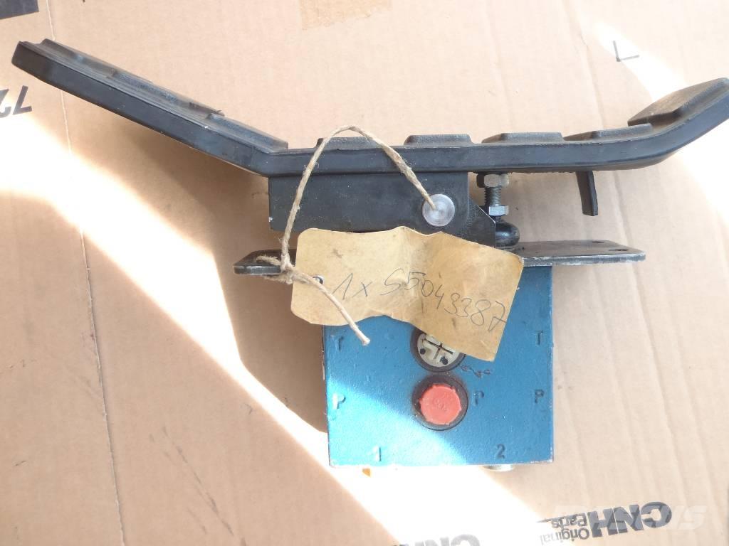 Rexroth Fusspedal Hydraulics