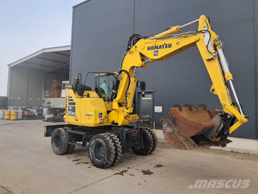 Komatsu PW118MR-11 Wielgraafmachines