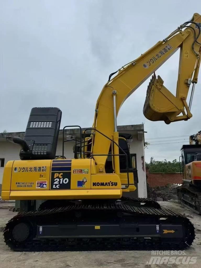Komatsu 210LC-8 Rupsgraafmachines