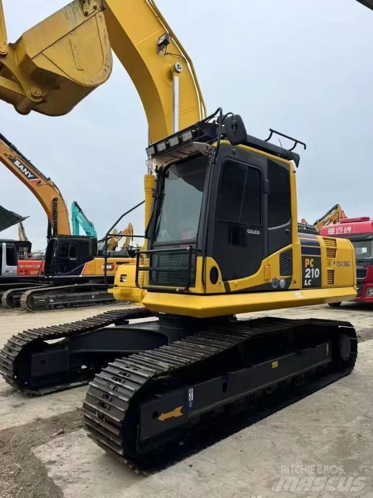 Komatsu 210LC-8 Rupsgraafmachines
