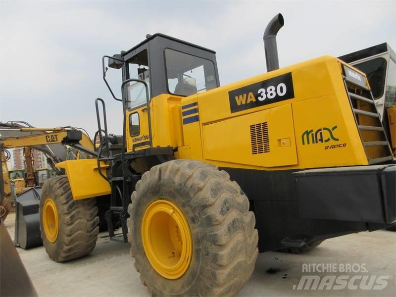 Komatsu WA 380-3 Wielladers