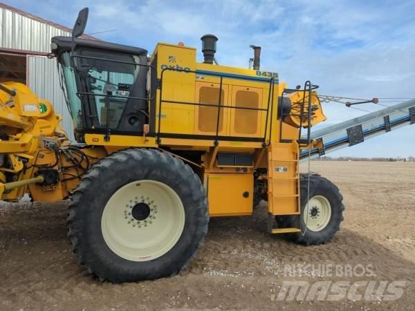 Oxbo 8345 Picker Overige rooimachines