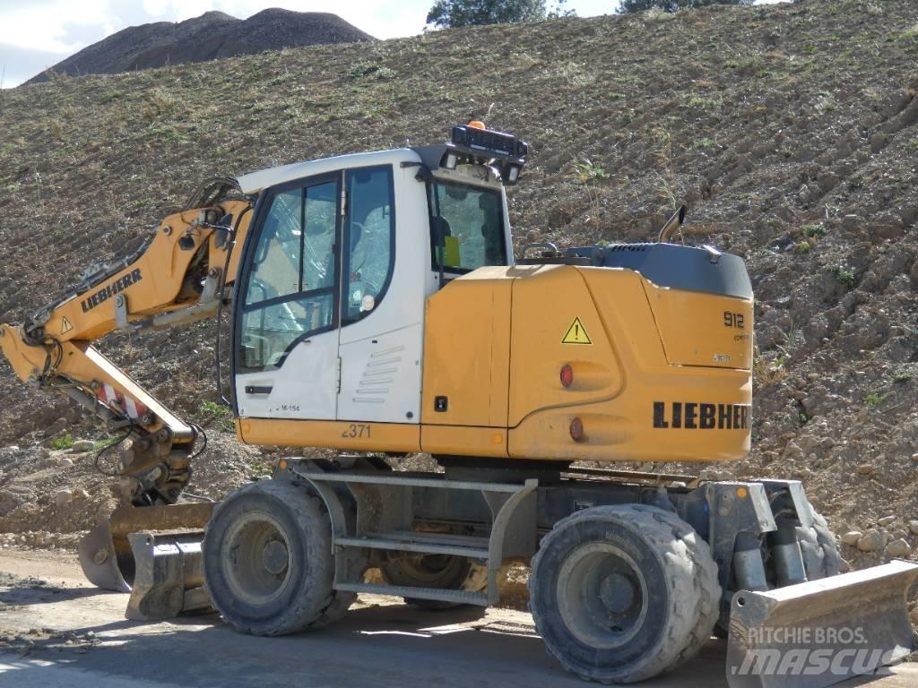 Liebherr A 912 Wielgraafmachines
