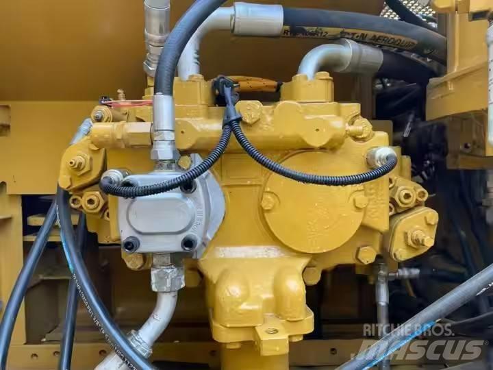 CAT CAT320C Rupsgraafmachines