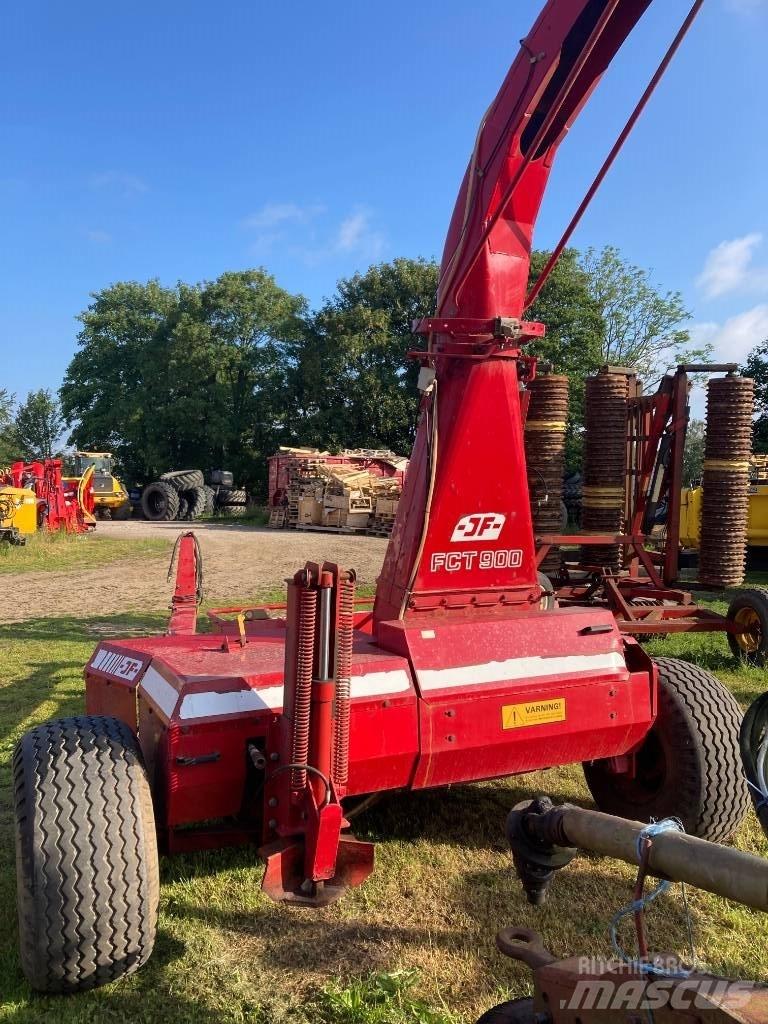 JF FCT 900 Getrokken veldhakselaar