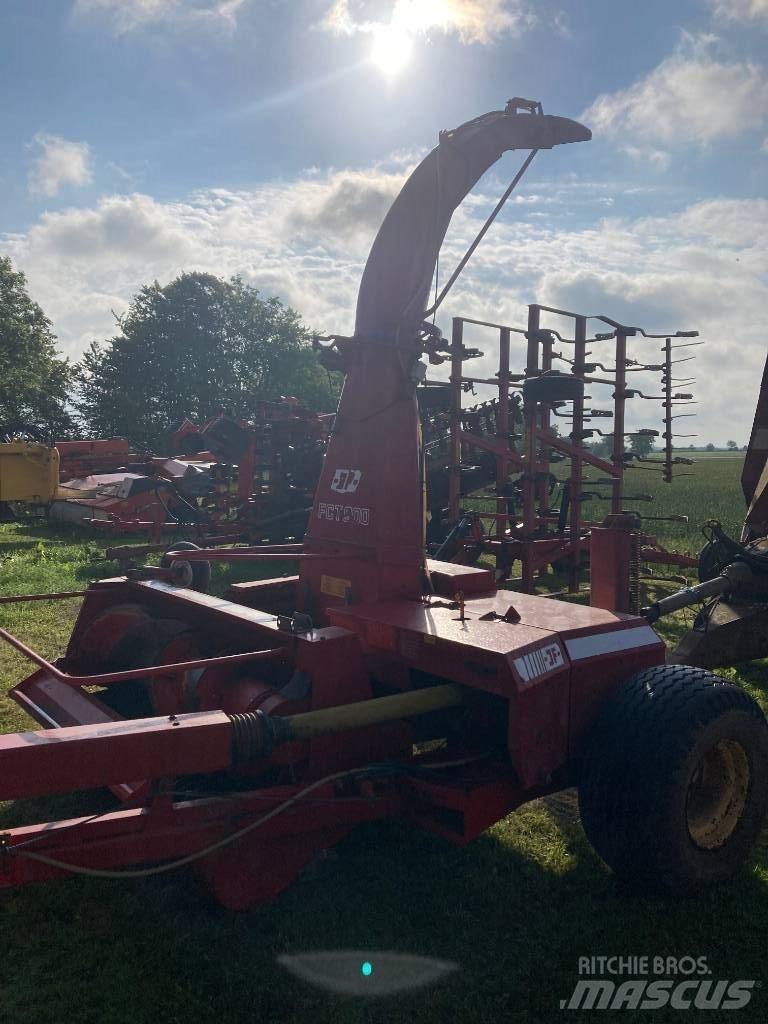 JF FCT 900 Getrokken veldhakselaar