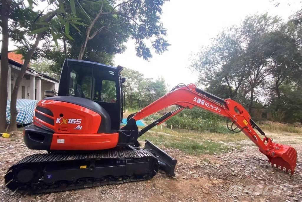 Kubota 165 Rupsgraafmachines