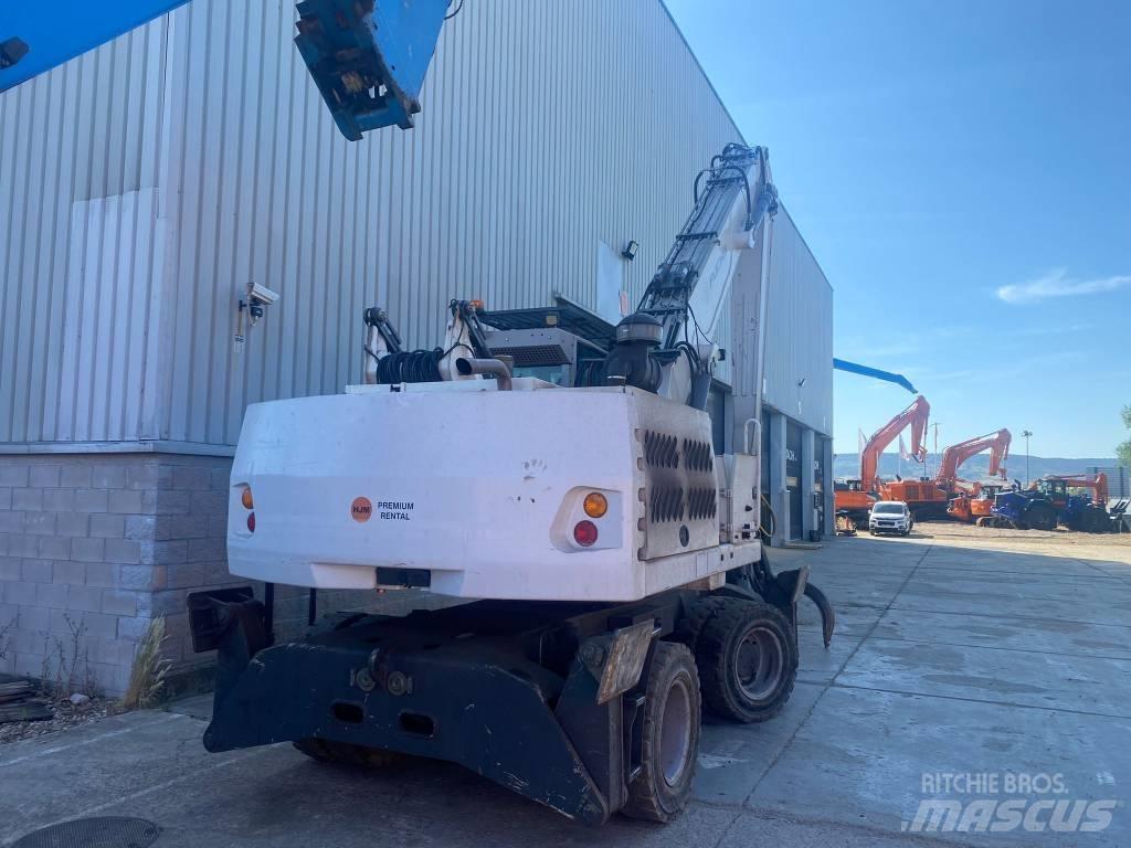 Fuchs MHL 331 Waste / industry handlers