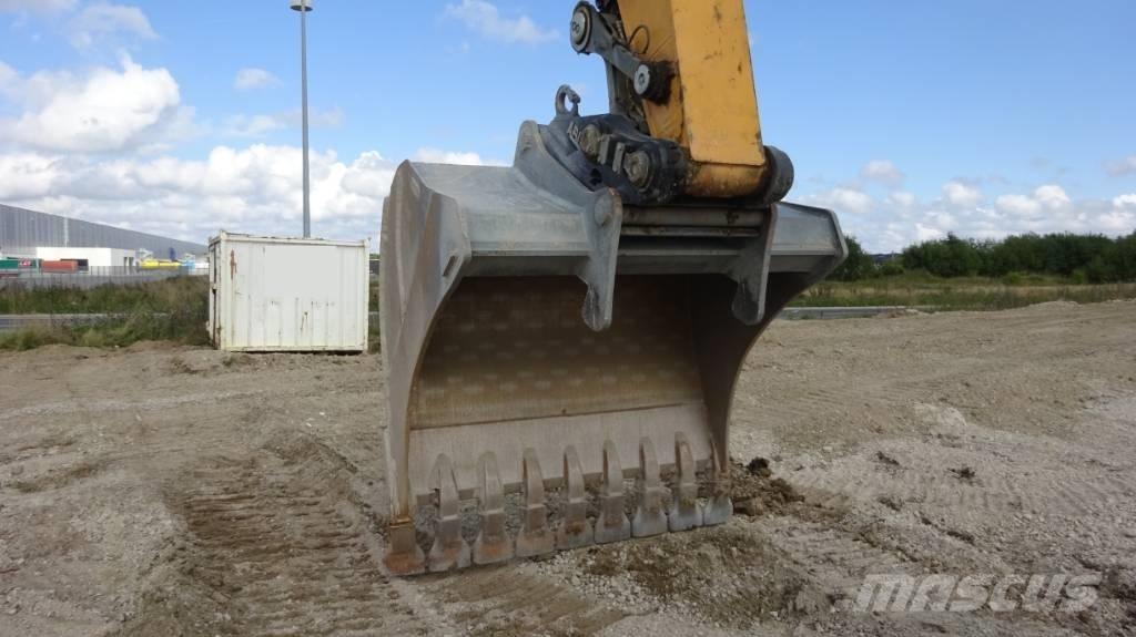 Liebherr R945 3d GPS Rupsgraafmachines