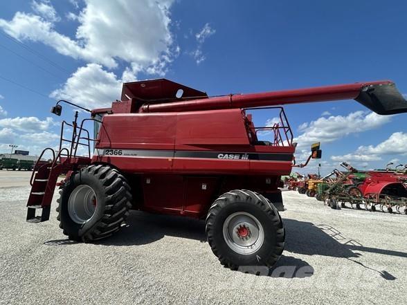 Case IH 2366 Maaidorsmachines