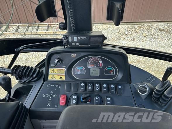 CAT 420F Graaf-laadcombinaties