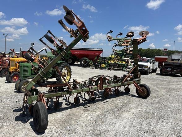 Glencoe 2208 Row crop cultivators