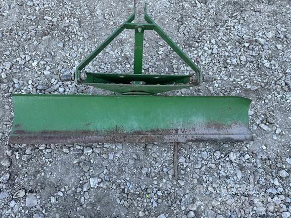 John Deere 60 Bladen