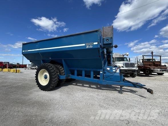 Kinze 1040 Graantransportwagen