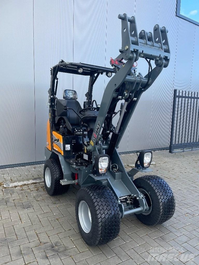 GiANT G1500 X-tra Knik- en schrankladers
