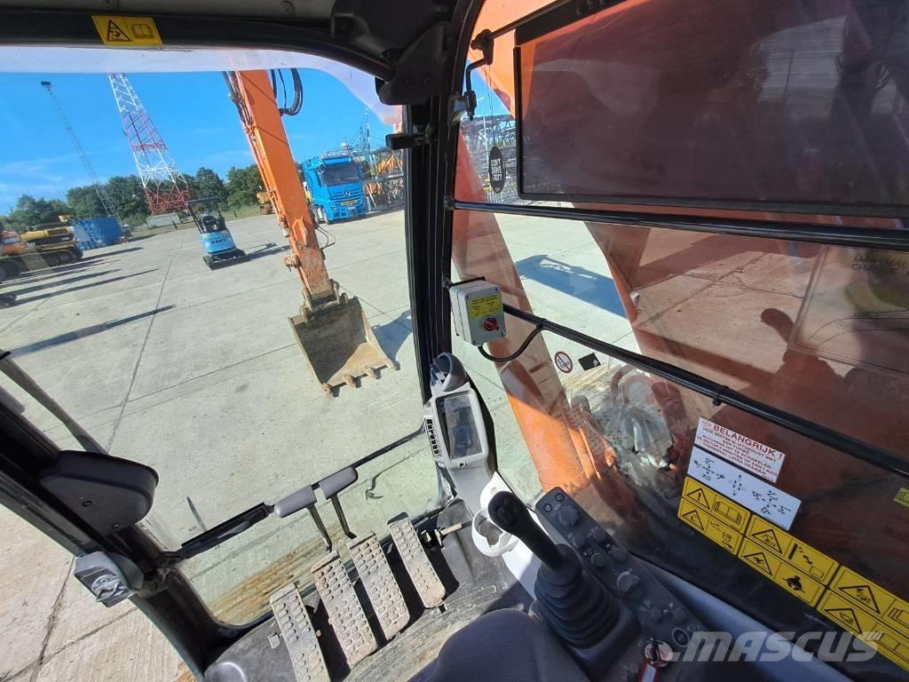 Hitachi ZX210LC-6 Rupsgraafmachines