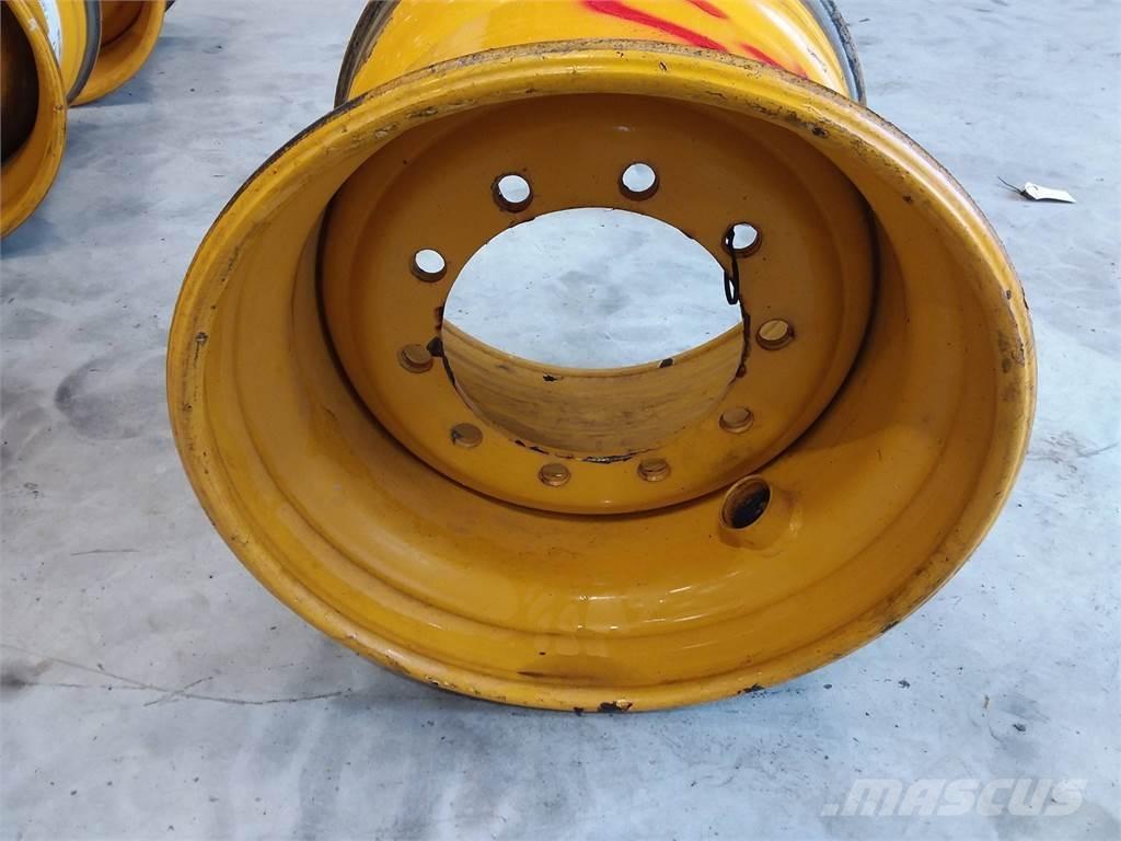 Rottne H11 20x24,5 Banden, wielen en velgen
