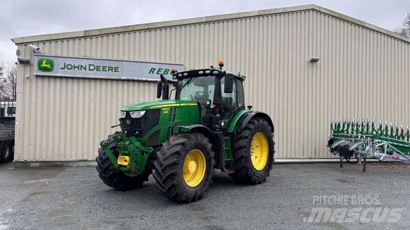 John Deere 6230 R Tractoren