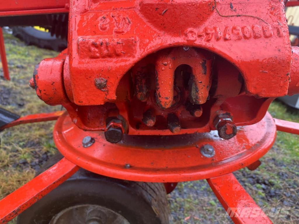 Kuhn GF8702 Schudders