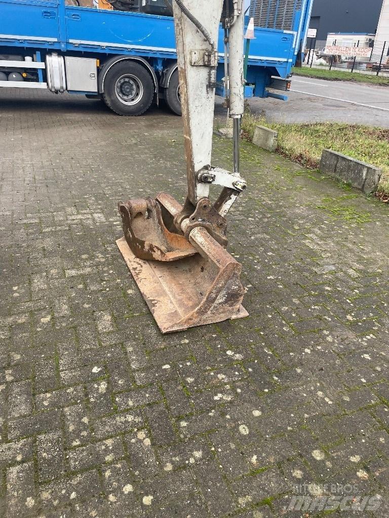Takeuchi TB 235 Minigraafmachines < 7t