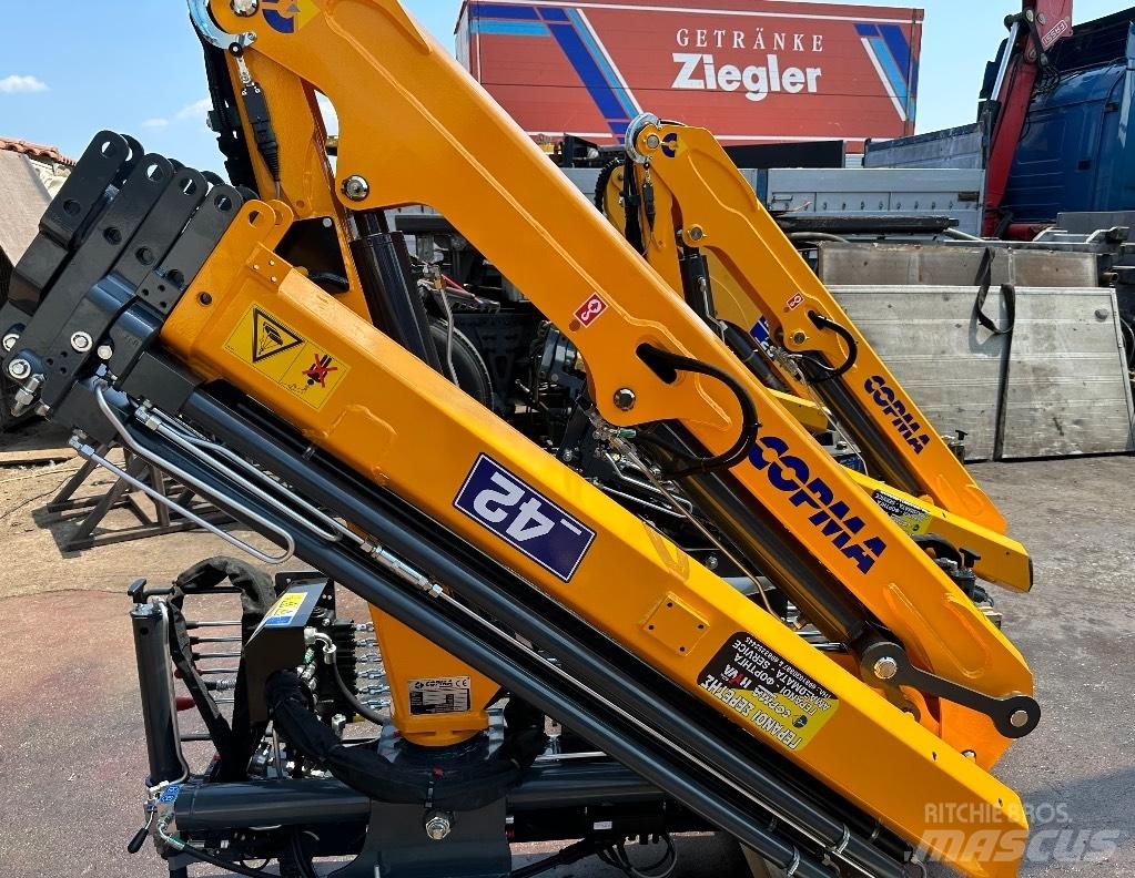 Copma 42.4 New Laadkranen