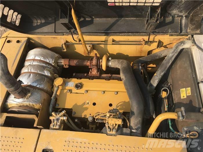CAT 320 D Rupsgraafmachines