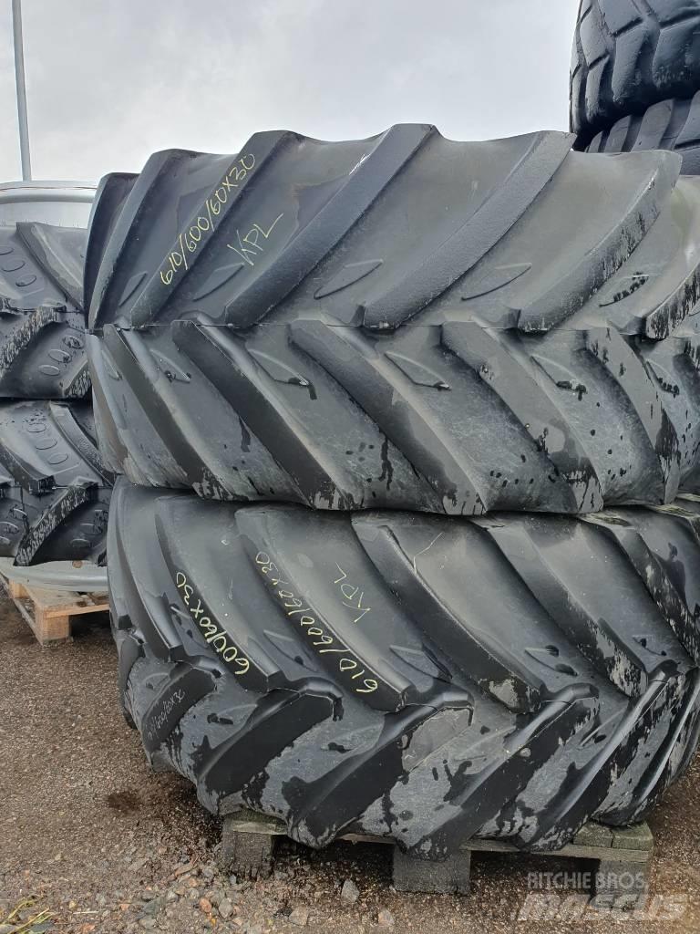 Michelin 600/60X30 Banden, wielen en velgen