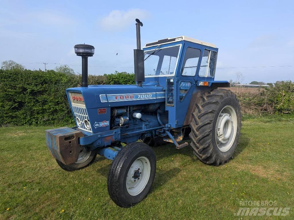 Ford 7000 Tractoren