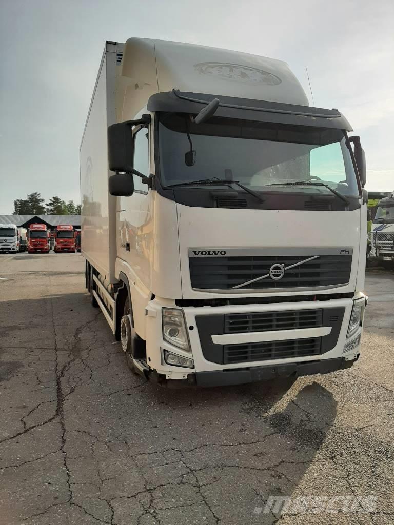 Volvo FH 13 Bakwagens met gesloten opbouw