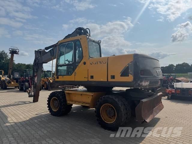 Volvo EW 180 B Wielgraafmachines