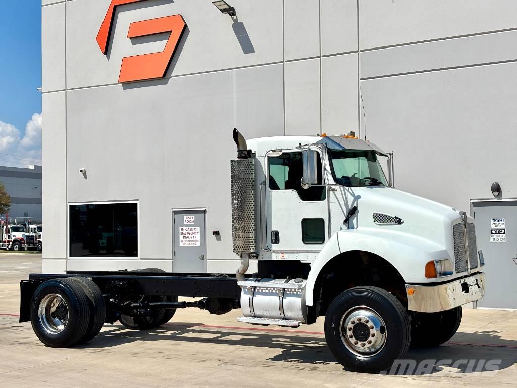 Kenworth T 300 Trekkers